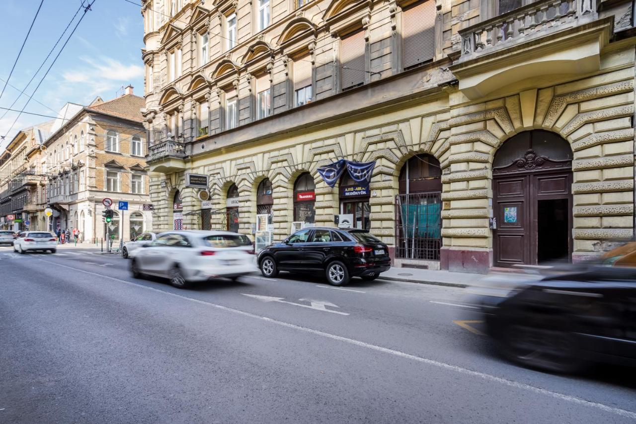Dolly'S Duplex Home Budapest Exterior foto